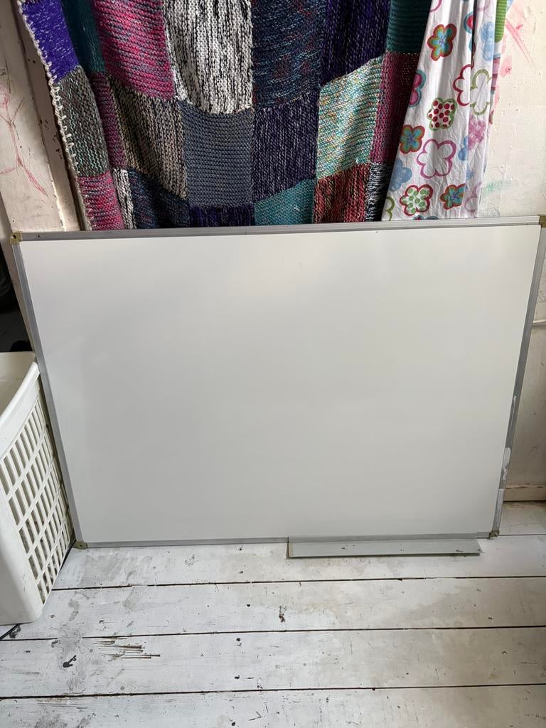Whiteboard gebtuikt 120 b x 90 h, Ophalen of Verzenden, Gebruikt, Whiteboard