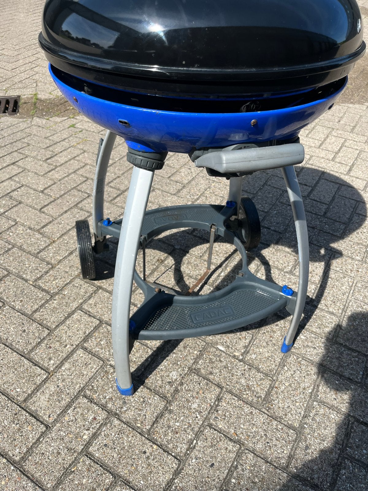 Grote Cadac verrijdbare gasbarbecue met nieuwe accessoires, Ophalen, Gebruikt