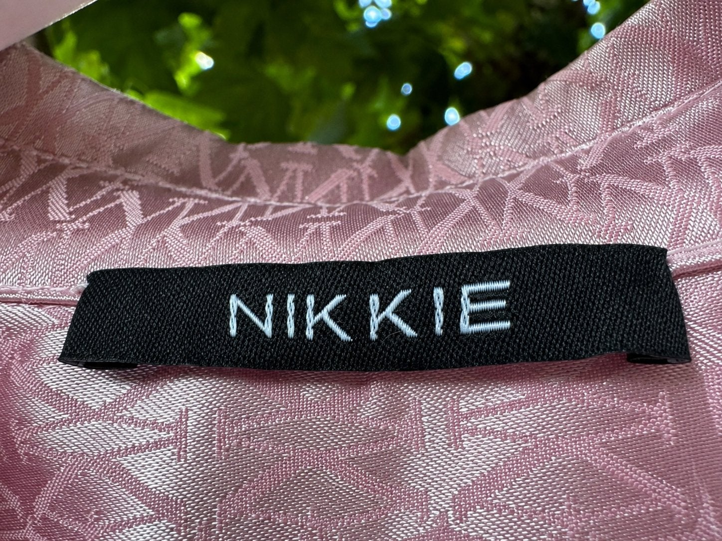 NIKKIE luxe satijnen  – oudroze monogram maat S/ kleine M, Ophalen of Verzenden, Zo goed als nieuw, Maat 36 (S), Roze