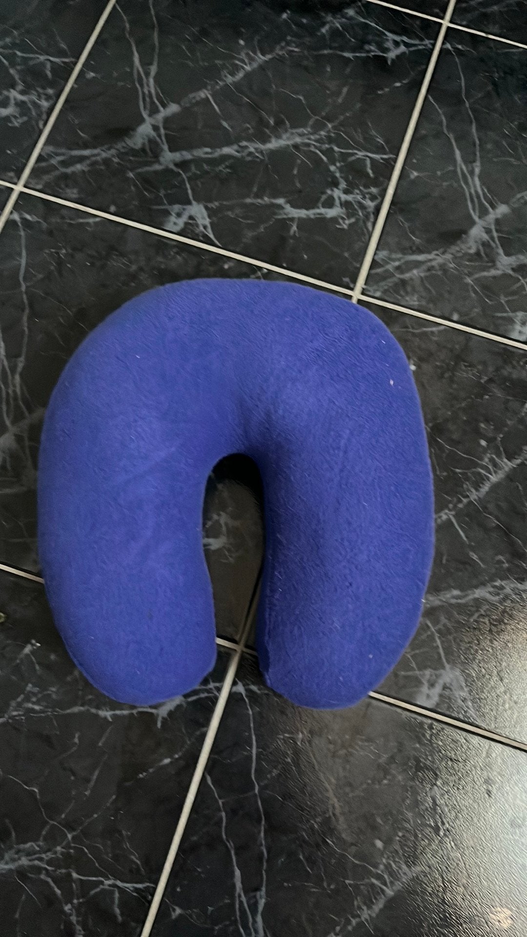 Blauw nek kussen voor vliegreizen, Ophalen, Zo goed als nieuw, Blauw, Vierkant