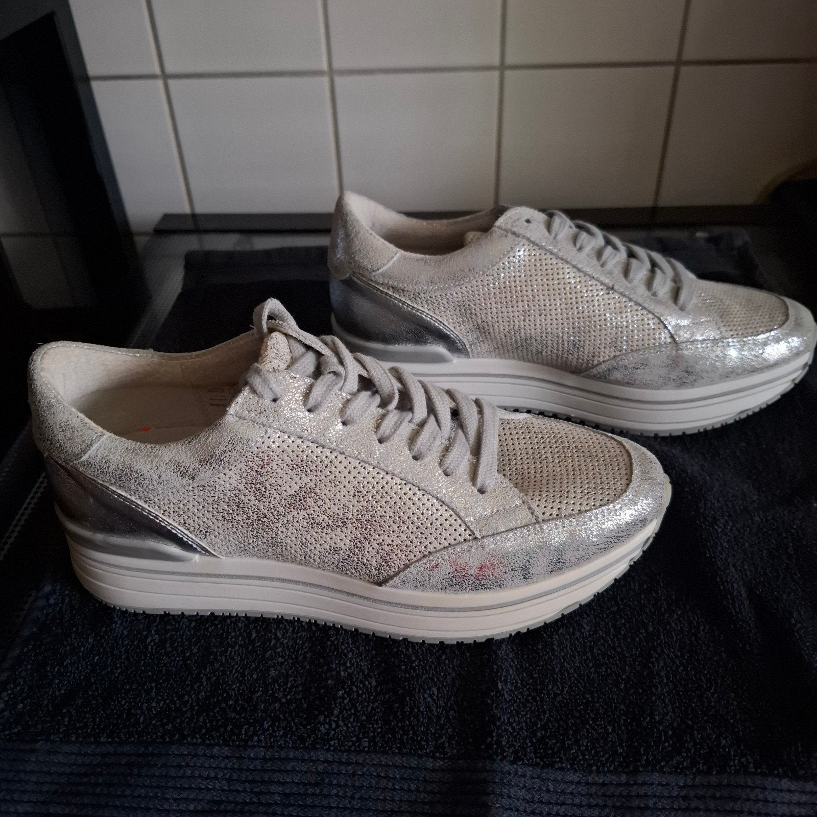 Nieuwe stoere lederen sneakers van SPM, SPM, Nieuw, Ophalen of Verzenden, Sneakers of Gympen