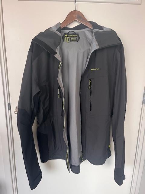 Zwarte Quechua (regen-)jas 2xl, Quechua, Zwart, Nieuw, Overige maten