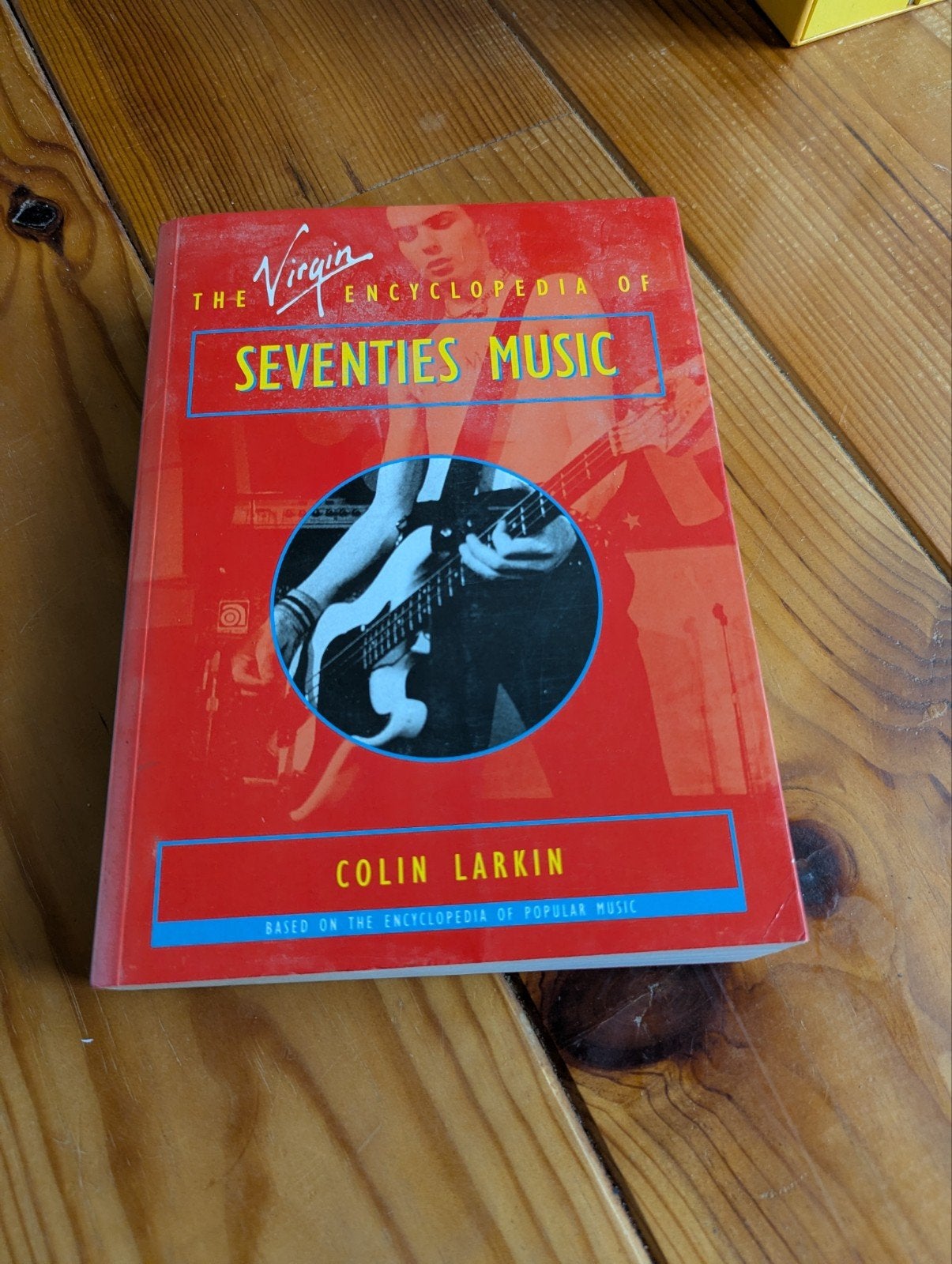 The Virgin Encyclopedia of Seventies Music - Colin Larkin, Ophalen of Verzenden, Gelezen, Algemeen, Colin Larkin