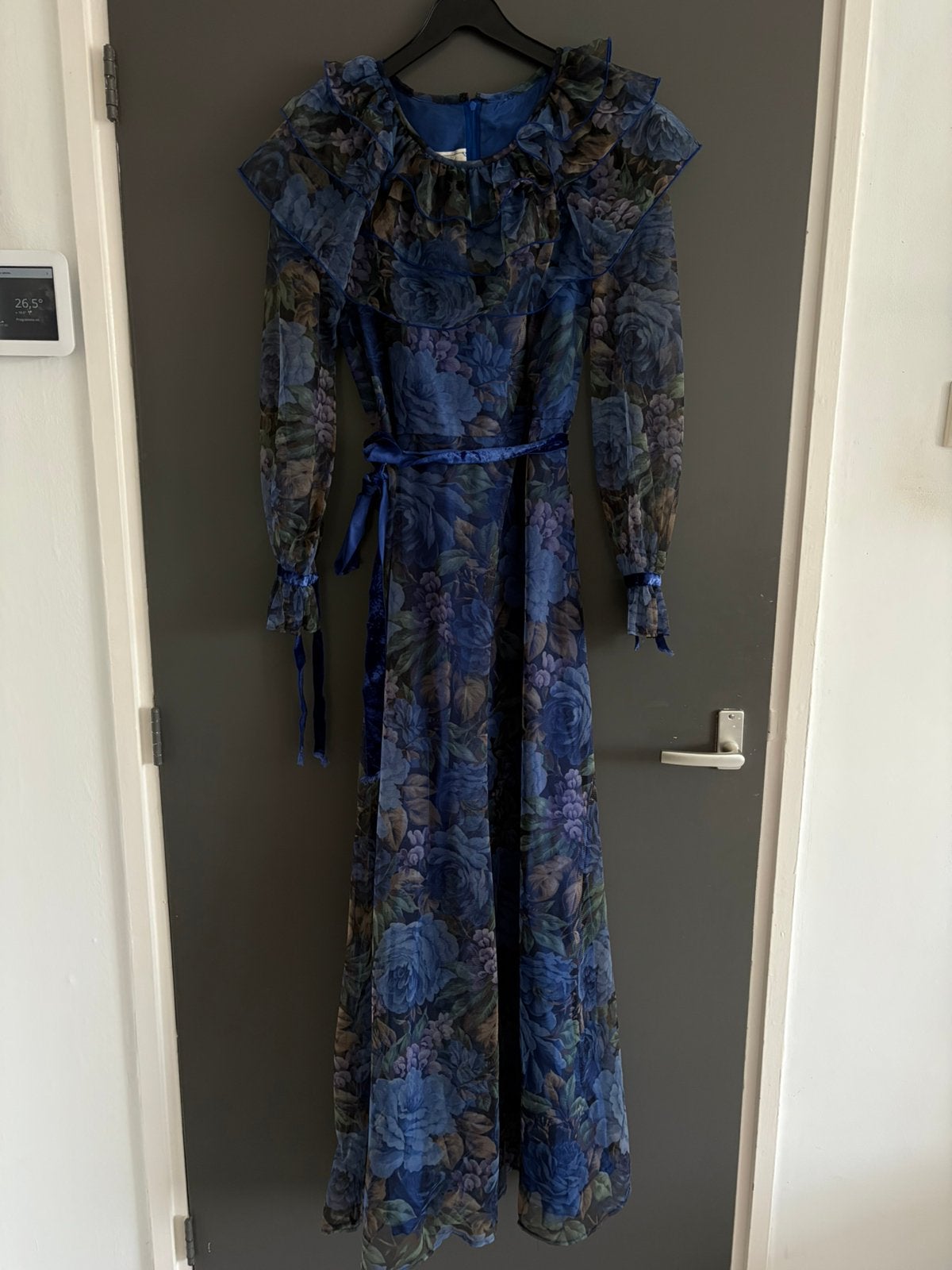 Elegante jurk - merk Vera Mont - Maat: 42, Blauw, Maat 42/44 (L), Ophalen of Verzenden, Zo goed als nieuw