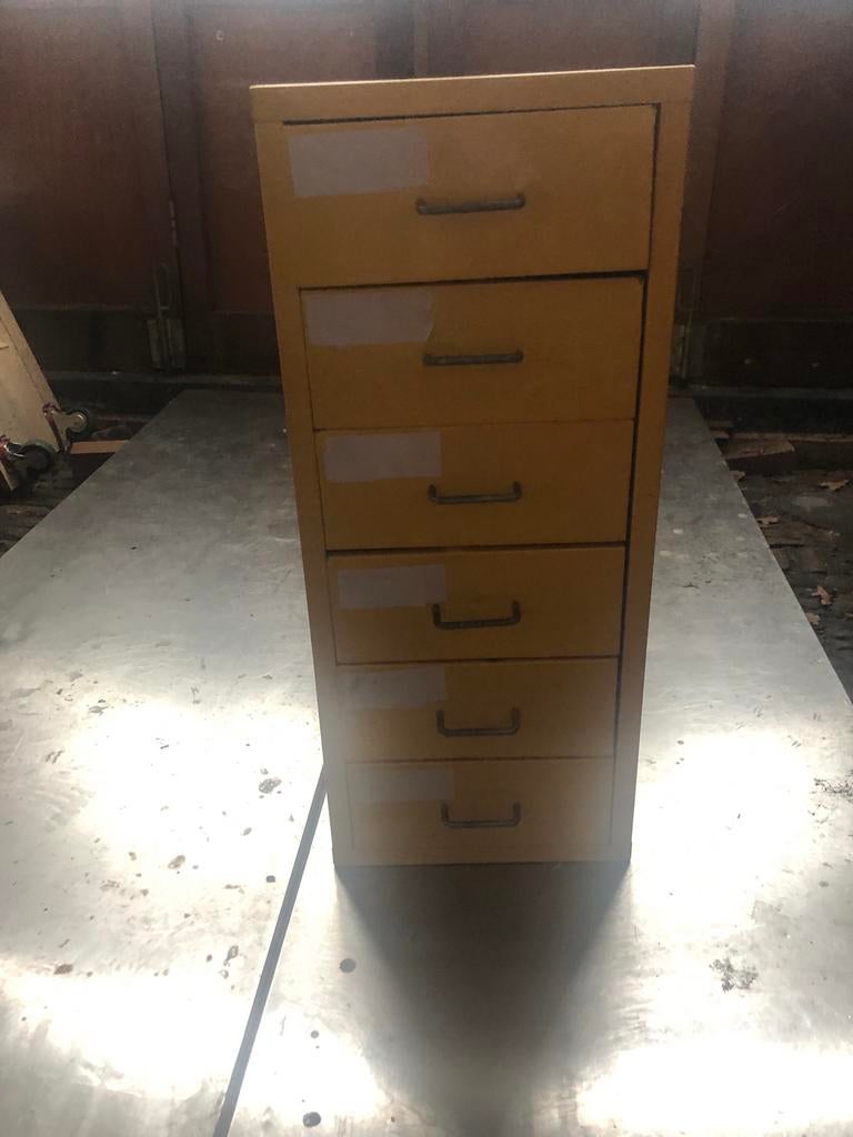 Ikea ladekastje van staal, geel, Ophalen, Minder dan 50 cm, Gebruikt, 5 laden of meer
