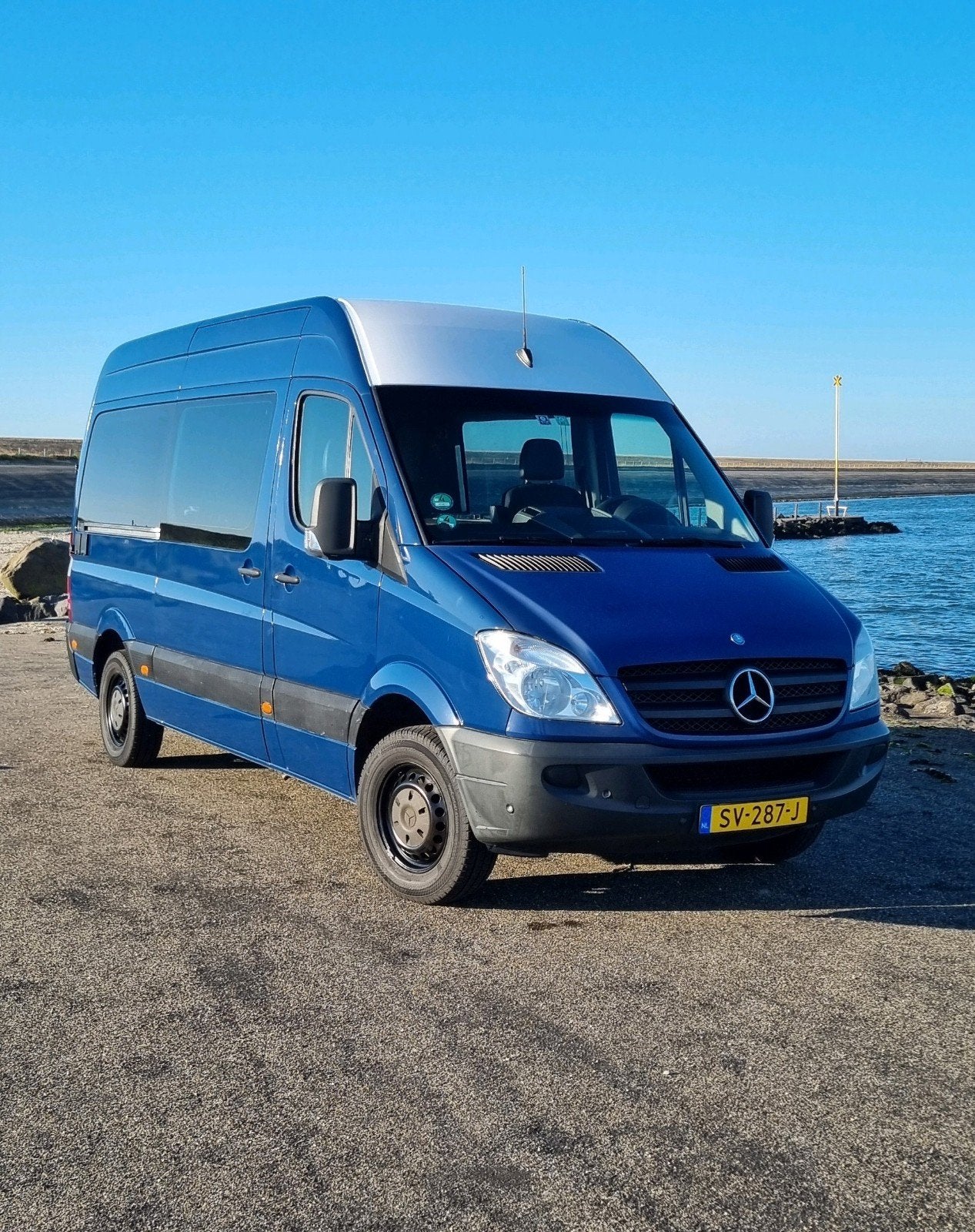 Nette en goed  uitgeruste Mercedes Sprinter camperbus, Caravans en Kamperen, Buscamper of Camperbus, Tot en met 2, Particulier