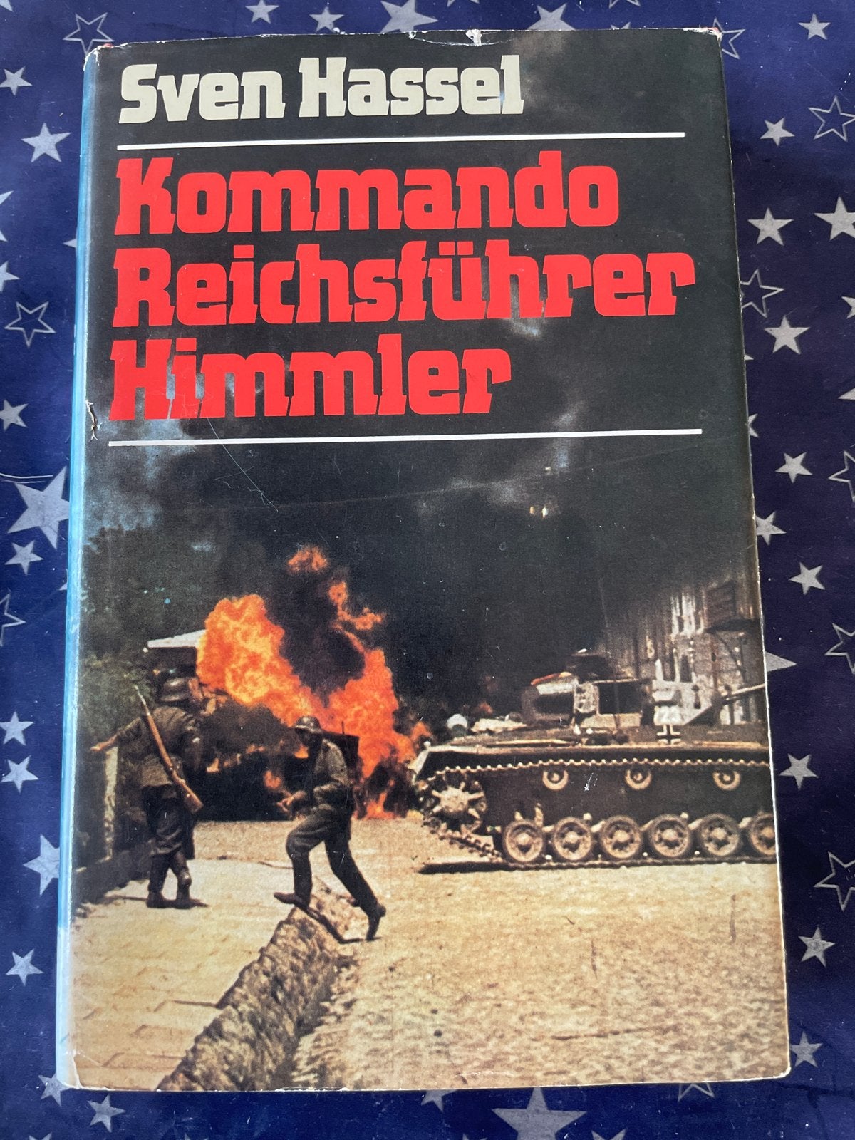 Sven Hassel - Kommando Reichsführer Himmler, Boeken, Ophalen of Verzenden, Tweede Wereldoorlog, Gelezen, Algemeen