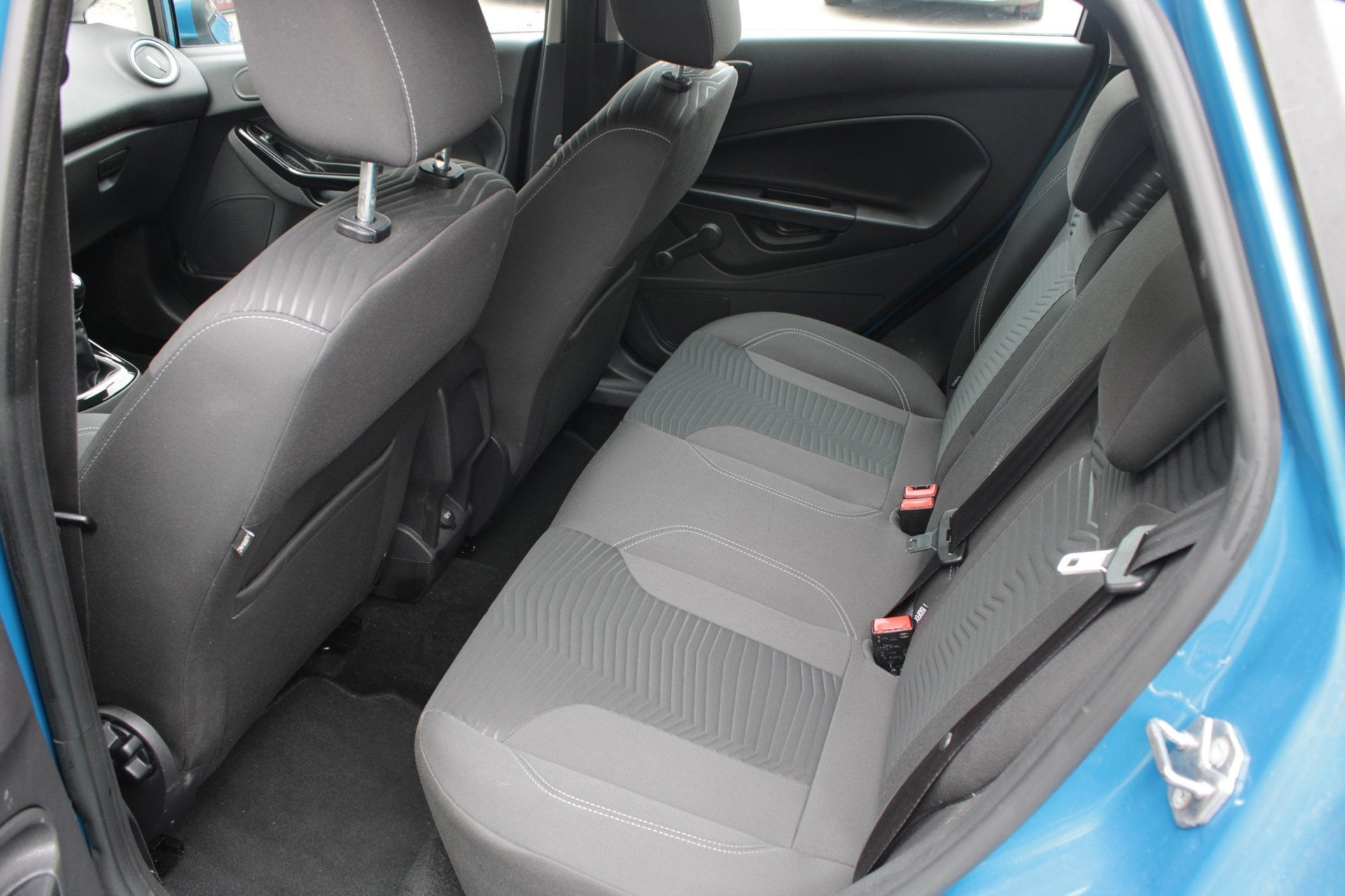 Foto 18 van Ford Fiesta 1.0 Titanium / Airco / Cruise Control / Elektirs