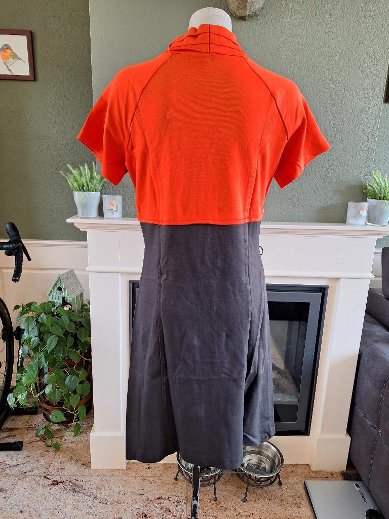 Atmos Fashion oranje bruine jurk 42 44 L, Kleding | Dames, Jurken, Verzenden, Maat 42/44 (L), Oranje, Zo goed als nieuw