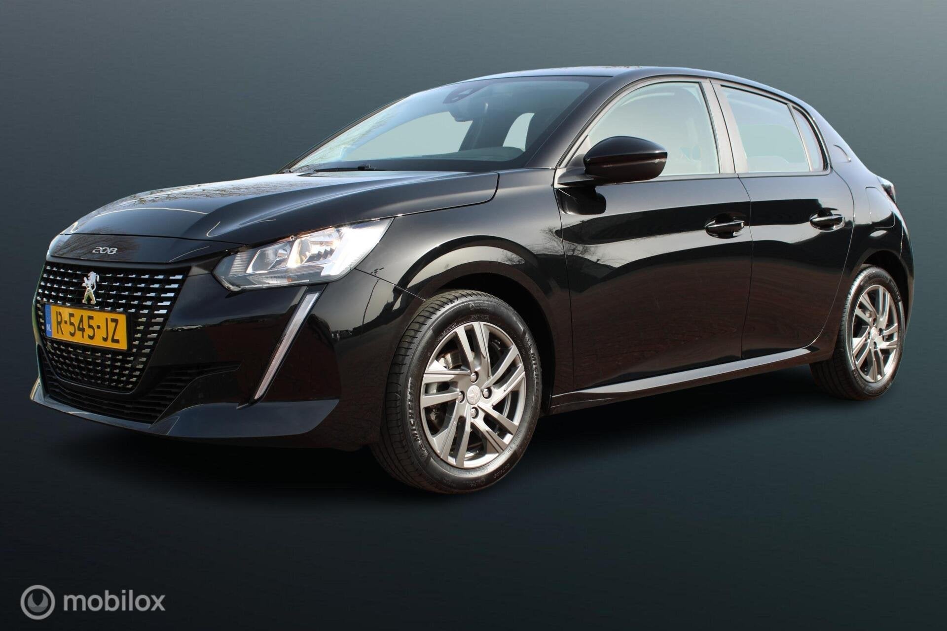 Peugeot 208 1.2 PureTech Active Pack, Pdc, Cruise, Airco, Na, Auto's, Voorwielaandrijving, Stof, 1199 cc, Zwart