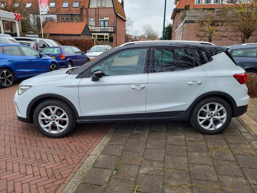 Seat ARONA 1.5 TSI EVO FR Business Intense Plus, 12 maanden, 4 cilinders, Wit, SUV of Terreinwagen