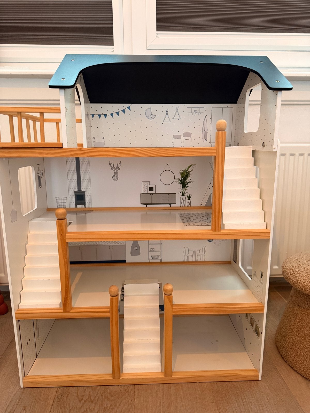 Petite Amelie XL Poppenhuis wit/zwart, Kinderen en Baby's, Ophalen, Gebruikt, Poppenhuis