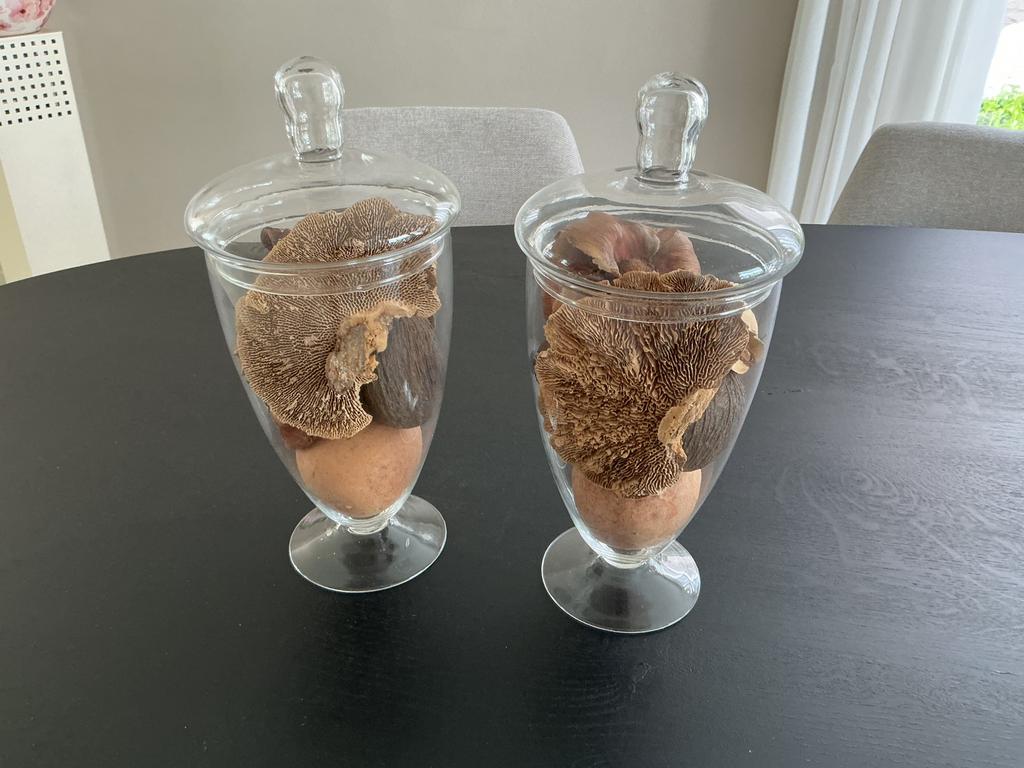 Decoratieve glazen potten met potpourri (set van 2), Meerkleurig, Ophalen of Verzenden, Zo goed als nieuw, Modern