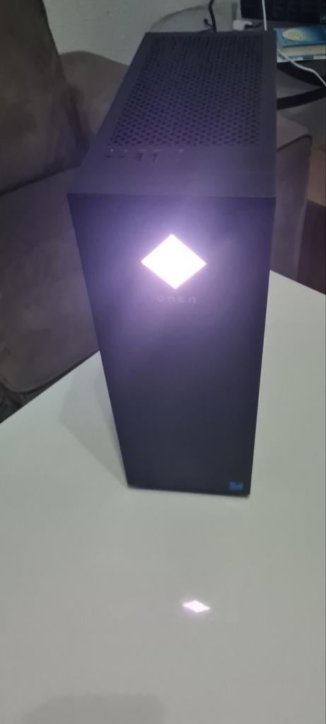Gaming pc HP omen 25l RTX 3060 Ti samsung monitor 22", Computers en Software, Desktop Pc's, Met monitor, Refurbished, Ophalen of Verzenden