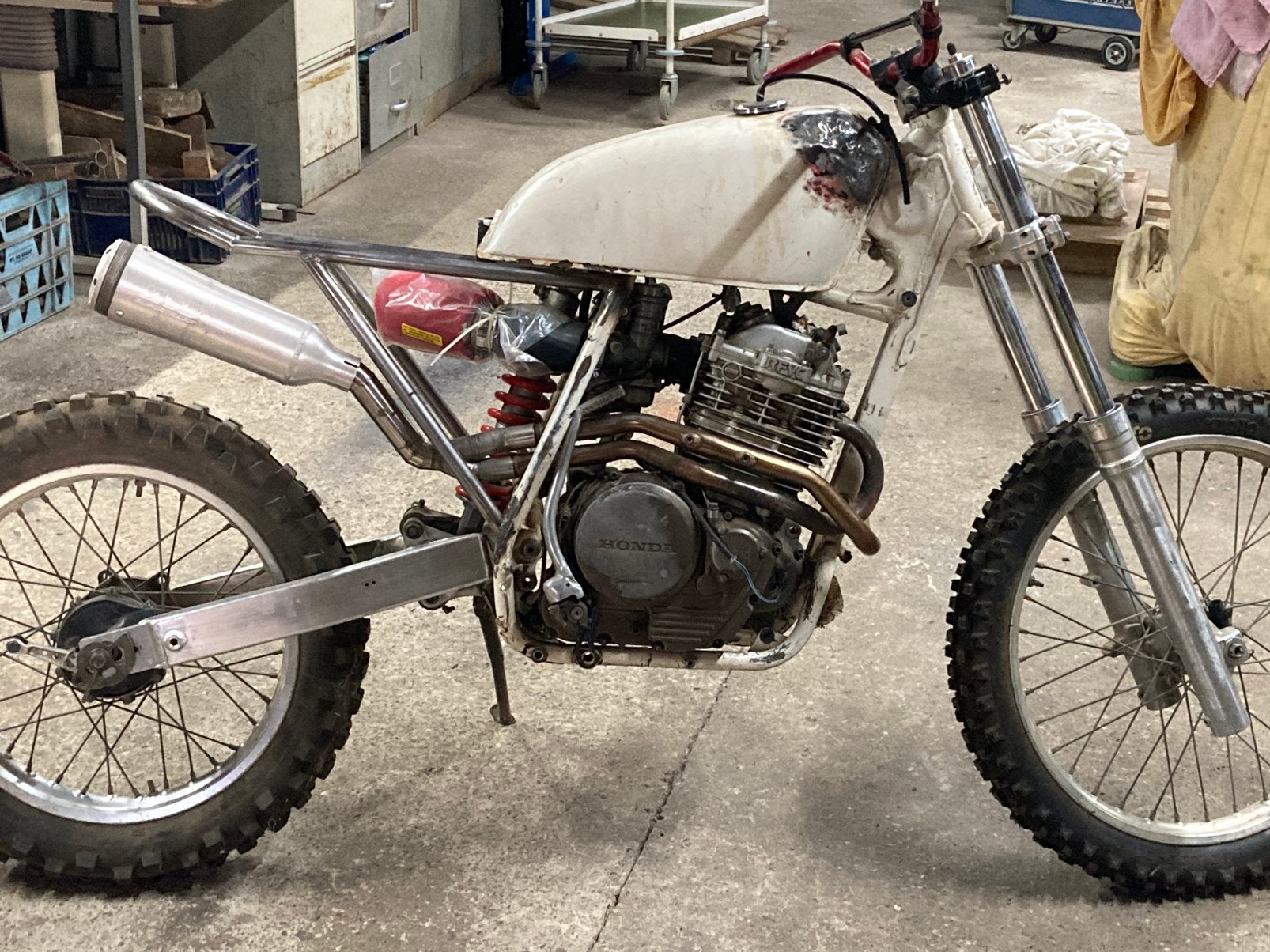 Honda XR600R scrambler project met kenteken, Gebruikt, Particulier, Crossmotor, 600 cc
