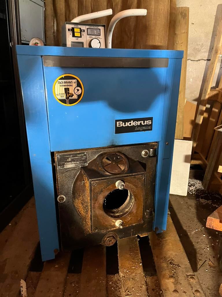 Buderus Logana olie dieselkachel verwarmings ketel, Ophalen, 30 tot 80 cm, Gebruikt, Cv-ketel of Combi-ketel