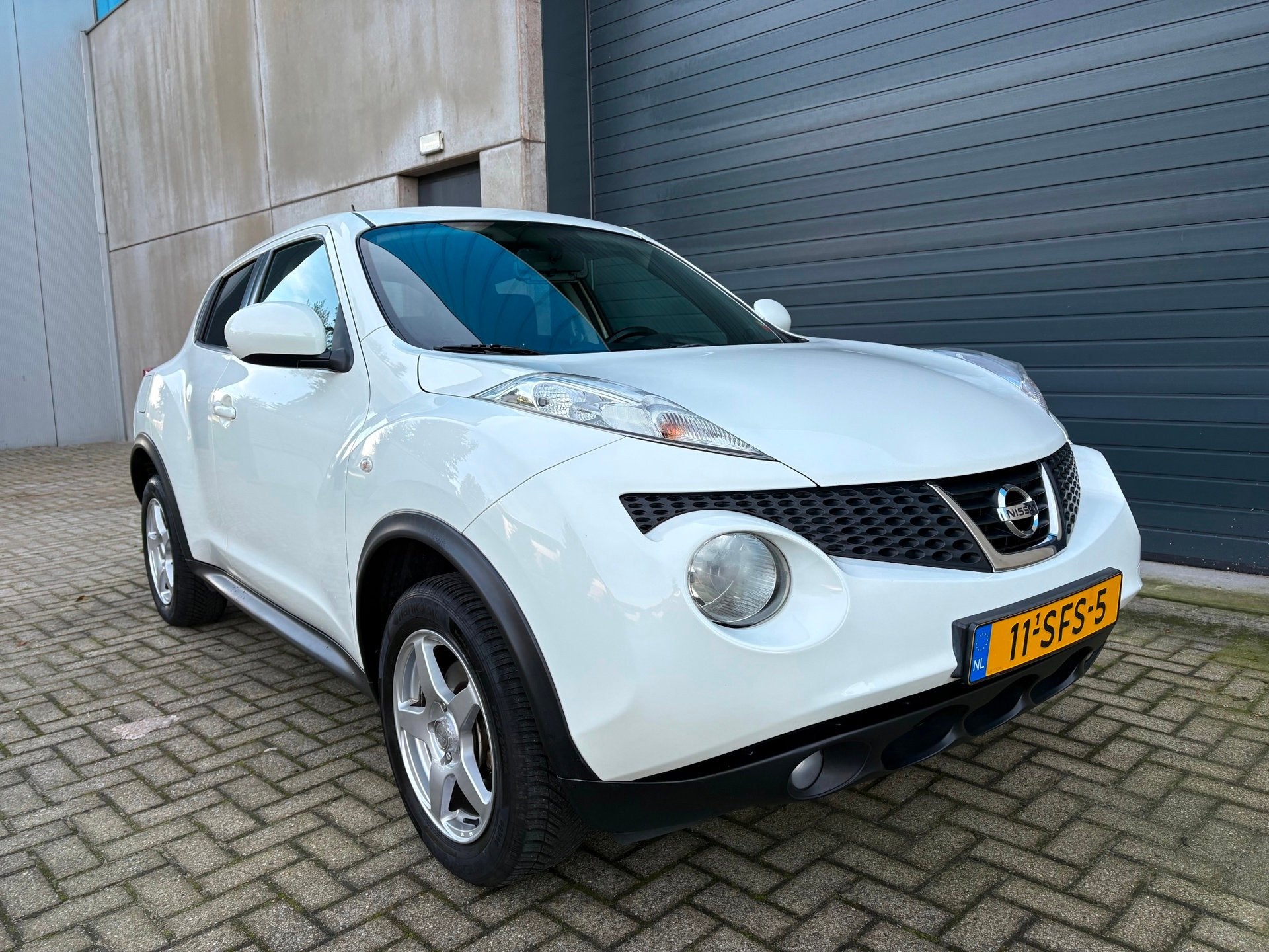 Nissan Juke 1.6i Acenta CLIMA NAVI NAP 2011, Voorwielaandrijving, Euro 5, 4 cilinders, Alcantara
