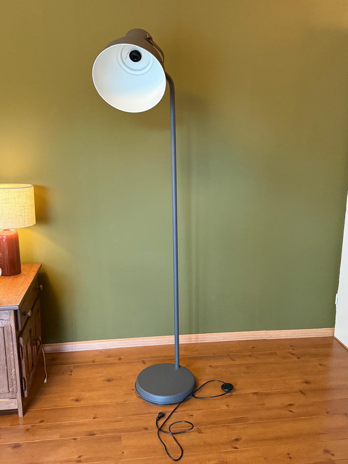 Ikea hektar lamp, Ophalen, Zo goed als nieuw, 150 tot 200 cm