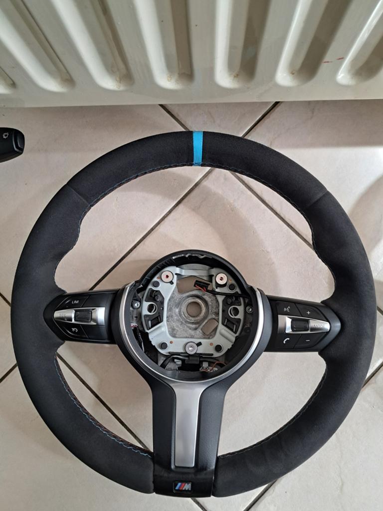 BMW M Performance Stuurwiel Alcantara met gebruikssporen, Auto-onderdelen, Ophalen of Verzenden, Gebruikt, BMW