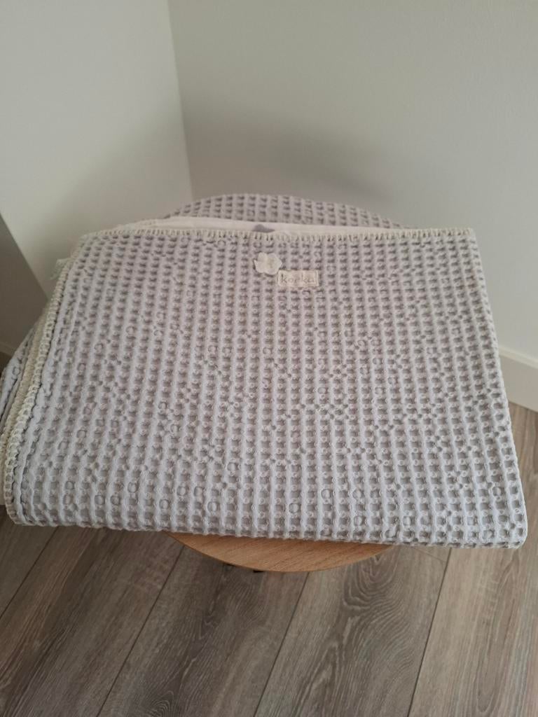Koeka ledikantdeken., Ophalen of Verzenden, Zo goed als nieuw, Jongetje of Meisje, Deken of Dekbed