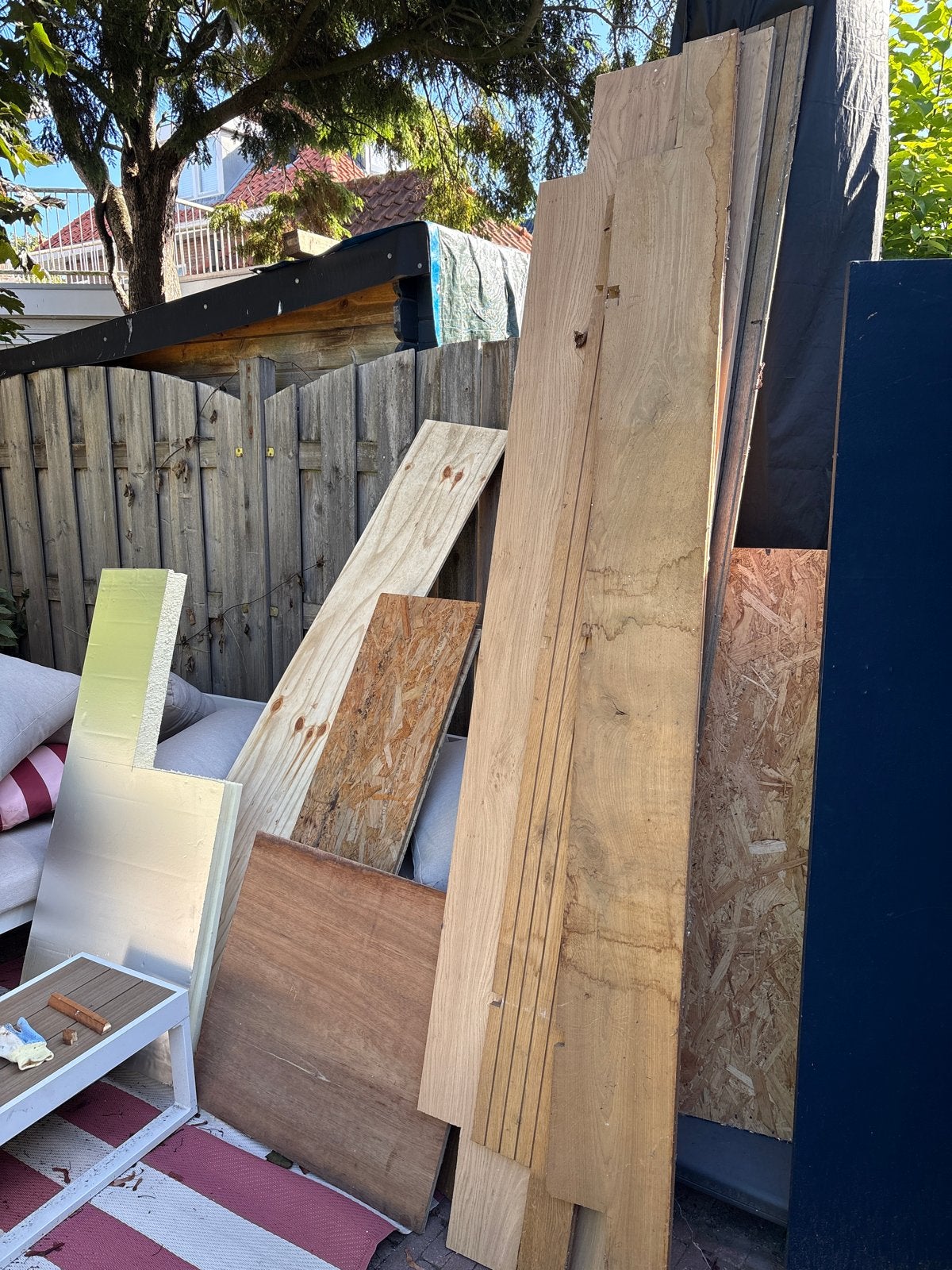 Gratis op te halen: diverse Houten Planken en Panelen, Ophalen, Gebruikt, 25 tot 50 mm, 200 tot 250 cm