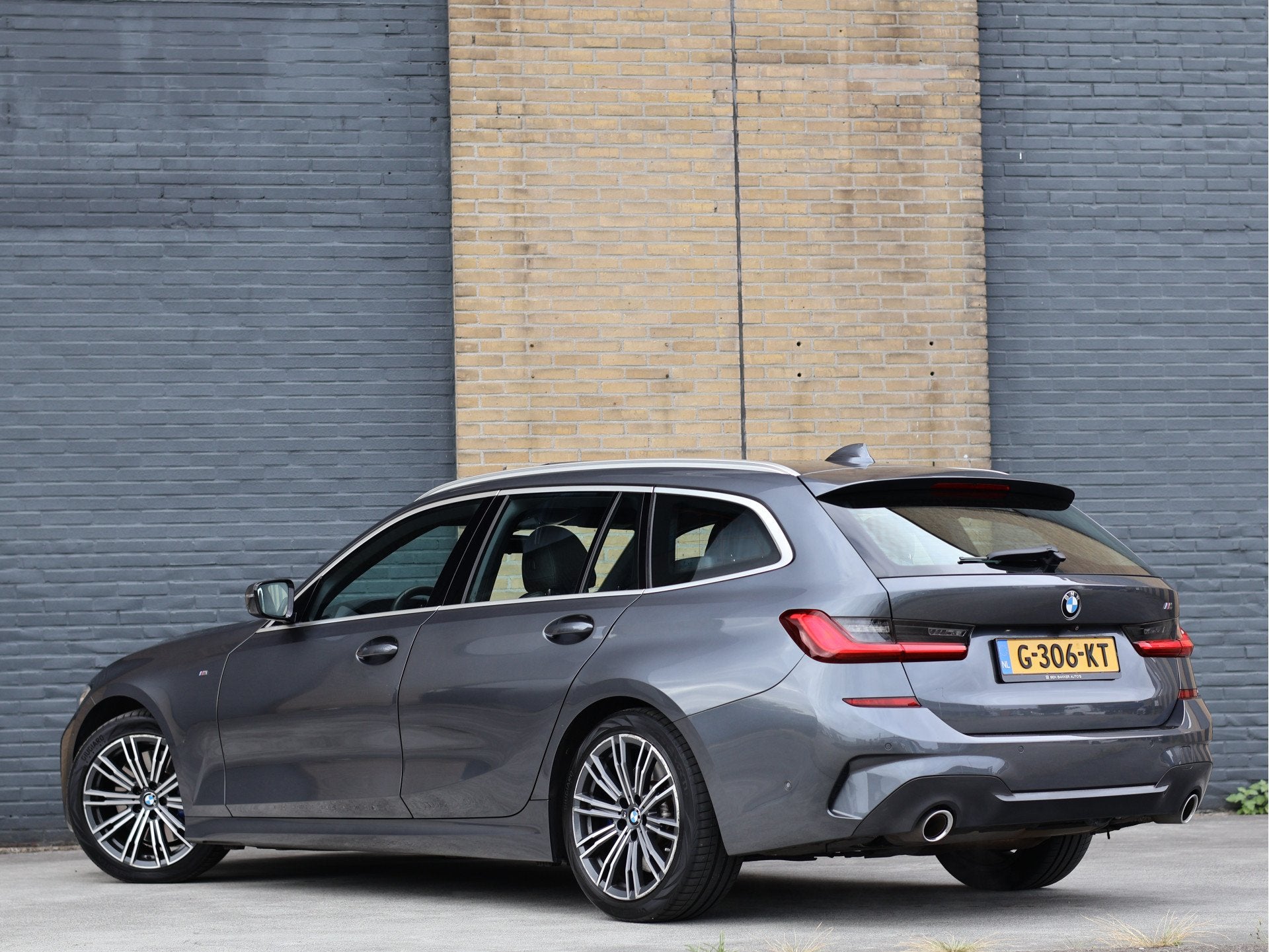 BMW 3 Serie Touring 330i M Sport Pano | HUD | Leder | ACC |, Auto's, BMW, Automaat, 1998 cc, Achterwielaandrijving, Gebruikt