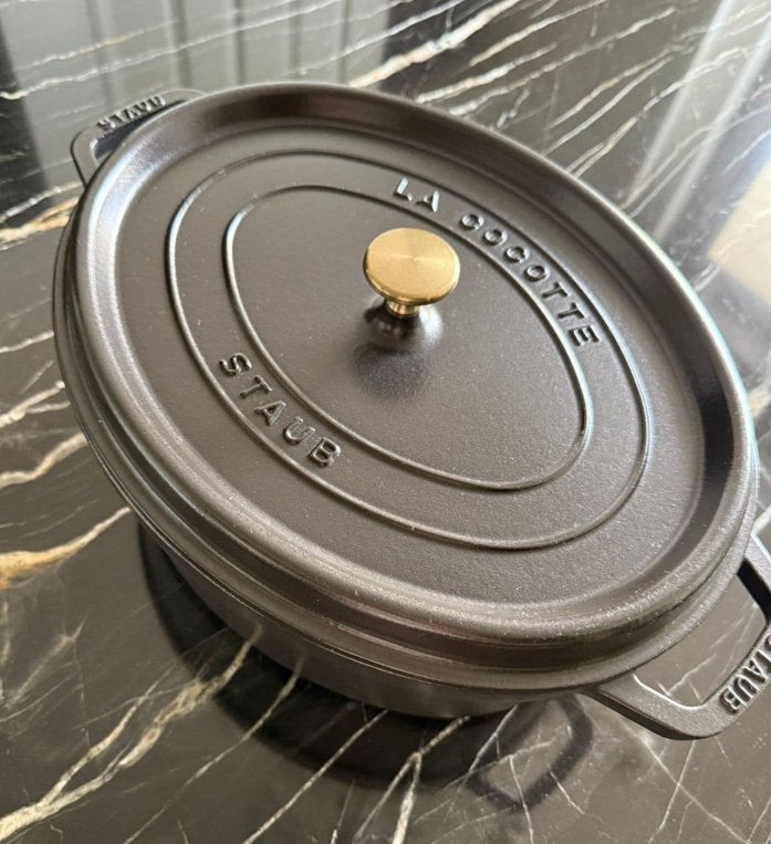 STAUB - COCOTTE - Zwarte Braadpan 33 cm - NIEUW, Ophalen of Verzenden, Nieuw
