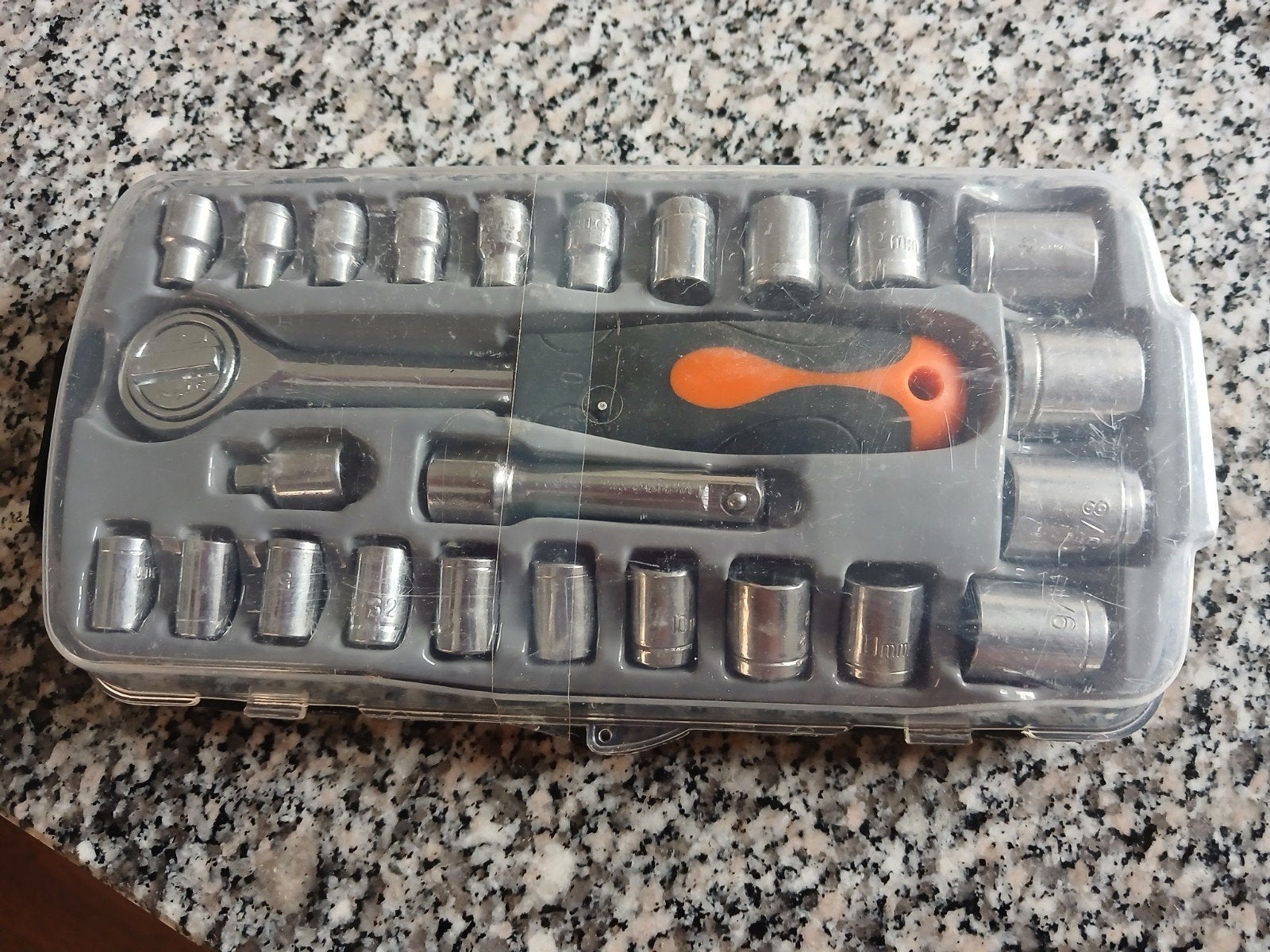 Dopsleutels, Ophalen