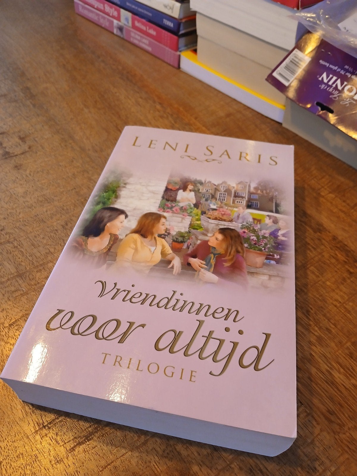 Leni Saris - Vriendinnen voor altijd (Trilogie), Ophalen, Gelezen, Leni Saris, Nederland