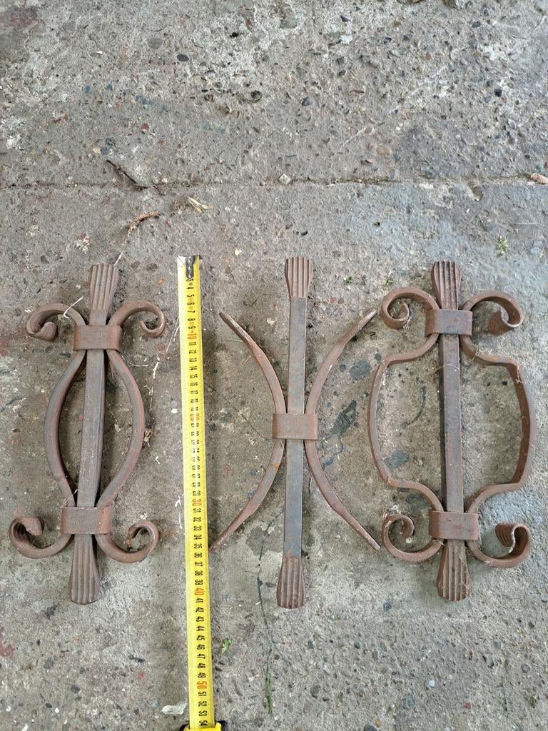 Zware smeedijzeren ornamenten (3 stuks), Ophalen of Verzenden