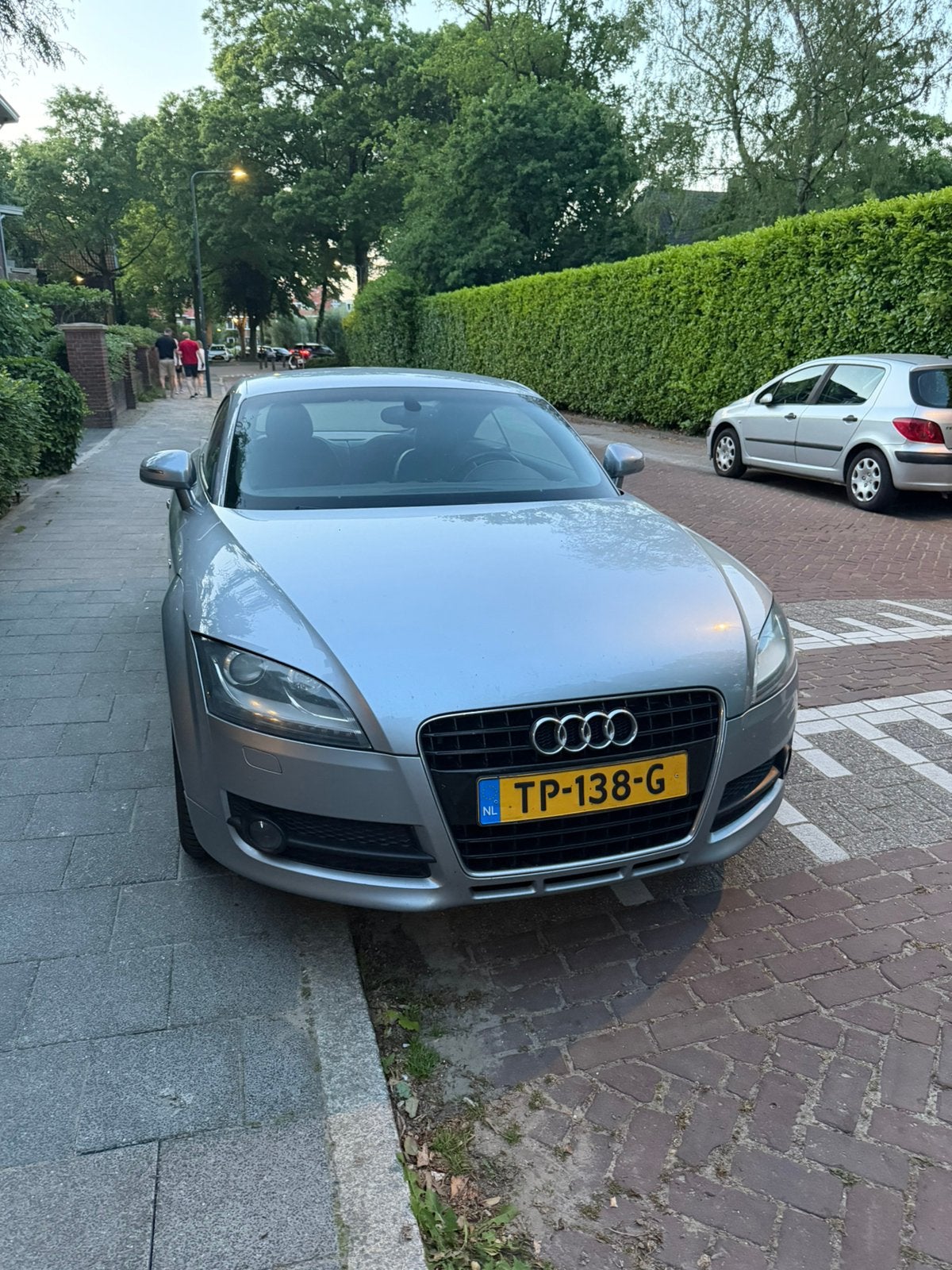Audi TT 2.0 Tfsi Coupe 147KW 2007 Grijs, Auto's, Audi, TT, 4 cilinders, 1984 cc, 4 stoelen