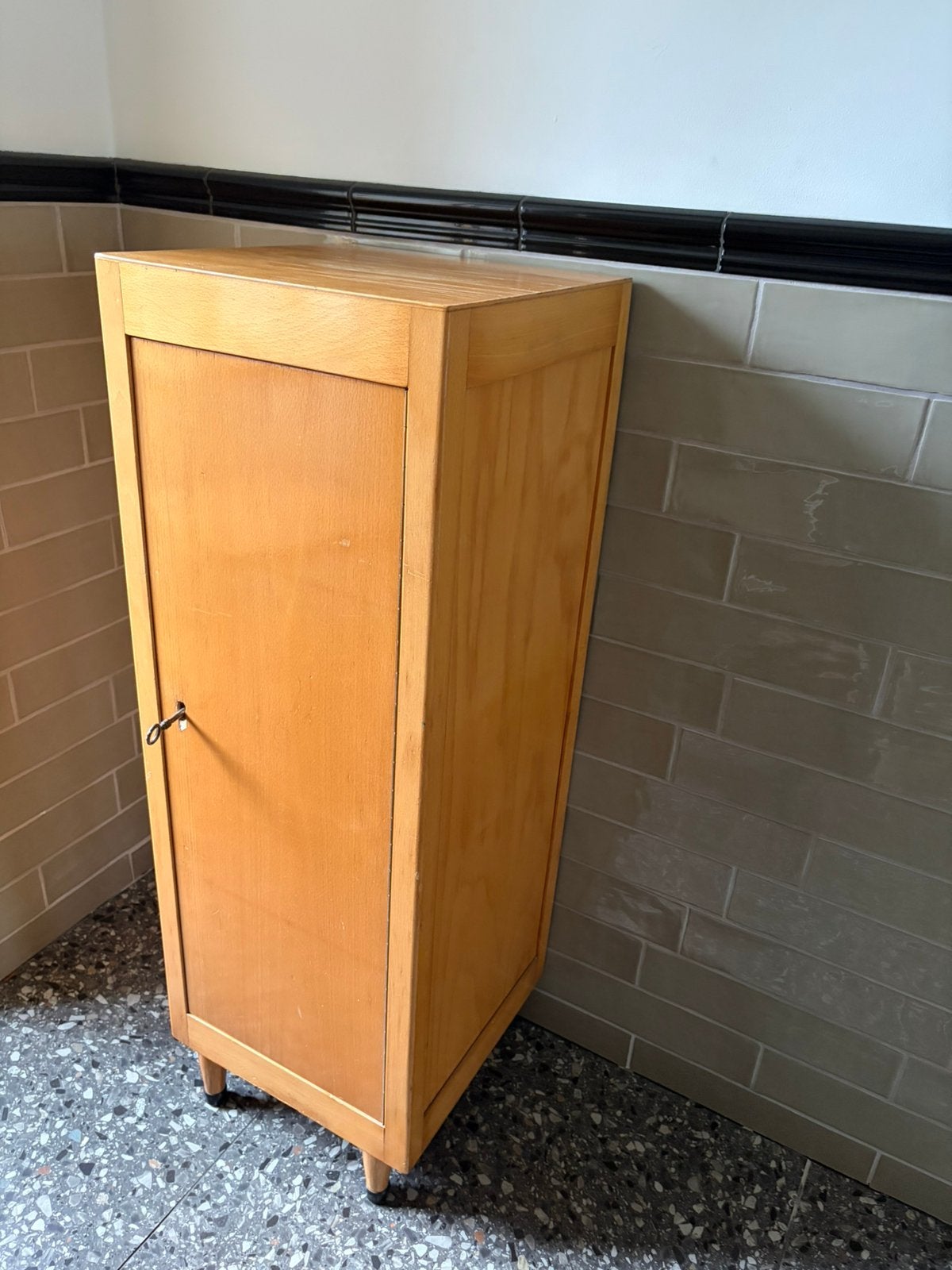 Gave originele schoolkast vintage, Ophalen, Zo goed als nieuw, Minder dan 150 cm, Minder dan 100 cm