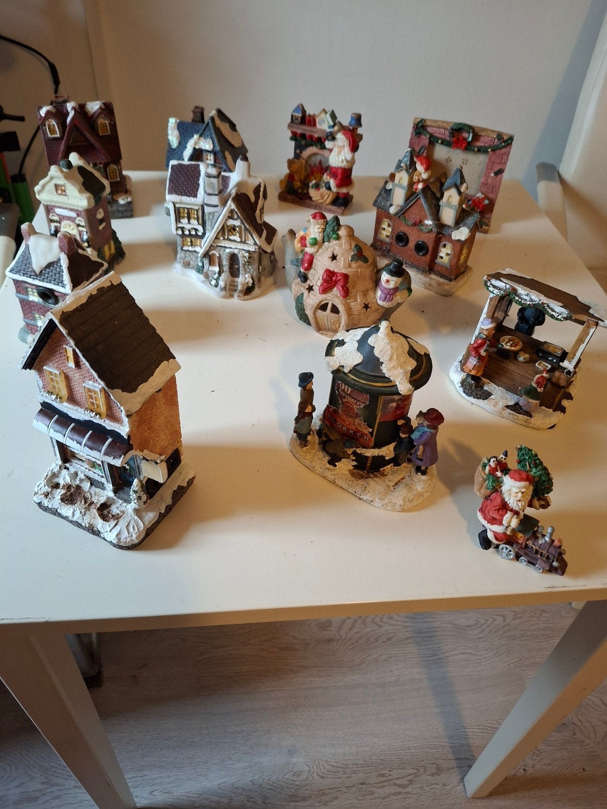 13 leuke huisjes., Ophalen of Verzenden