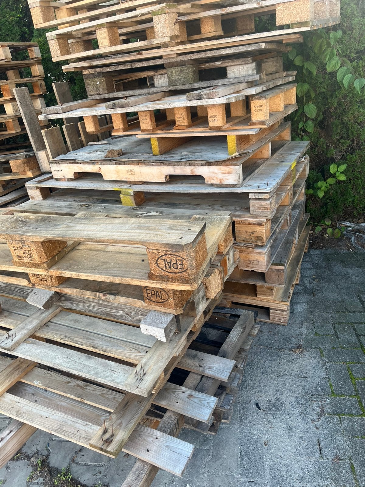 Gratis op te halen brandhout stookhout schoon pallets, Minder dan 3 m³, Ophalen of Verzenden
