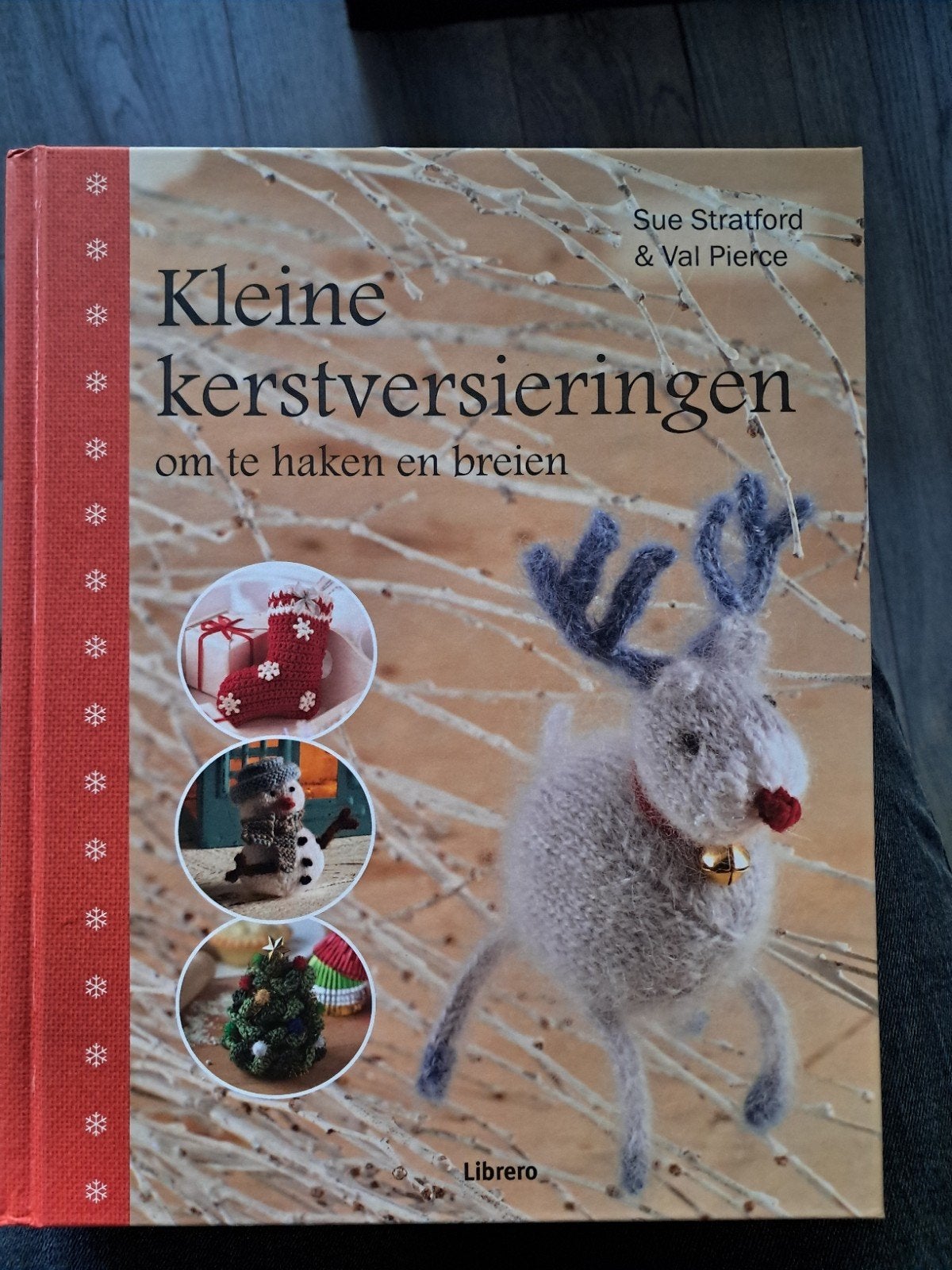 Boek. Kleine kerstversieringen om te haken en breien., Ophalen of Verzenden, Nieuw, Breien en Haken