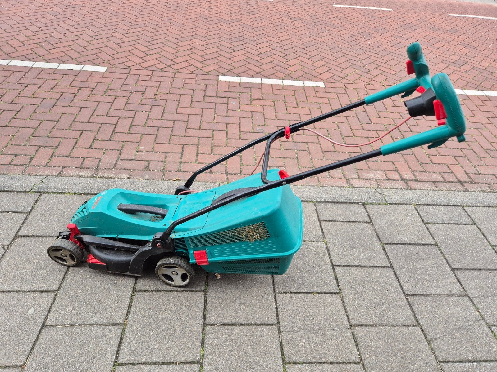 Bosch ARM 34  electrische grasmaaier, Ophalen, Gebruikt, Onbekend, Onbekend