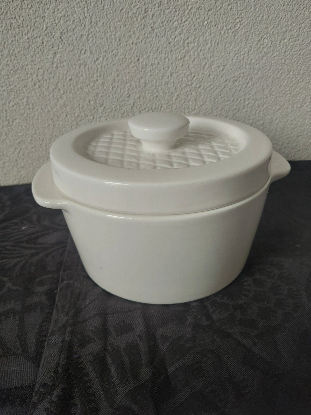 Witte keramieken Boska Cheese Baker ovenschaal met deksel, Huis en Inrichting, Overige typen, Ophalen of Verzenden, Zo goed als nieuw