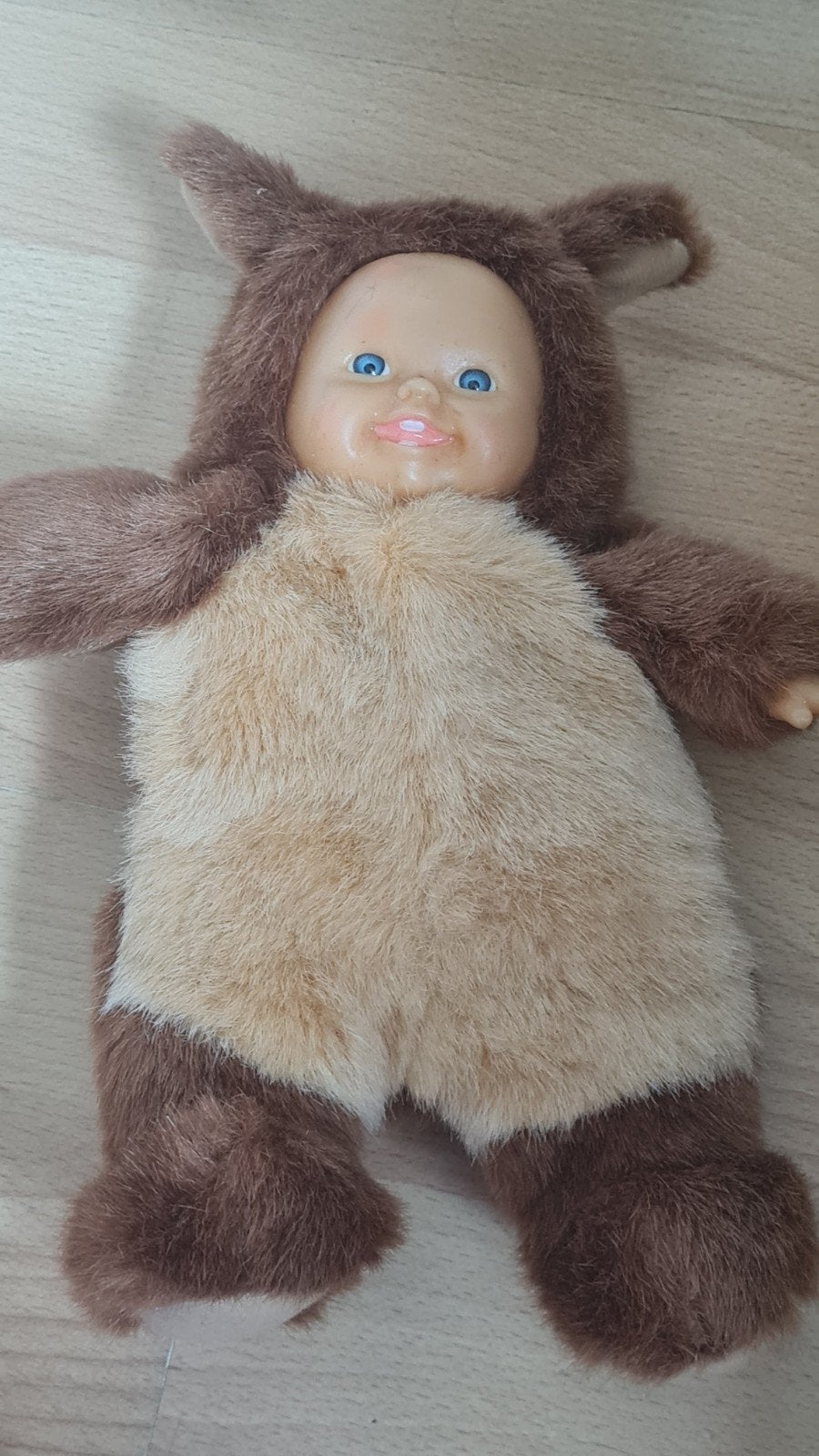 Vintage Babypop in Berenpak - Jaren '80 Speelgoed, Ophalen of Verzenden, Gebruikt, Babypop