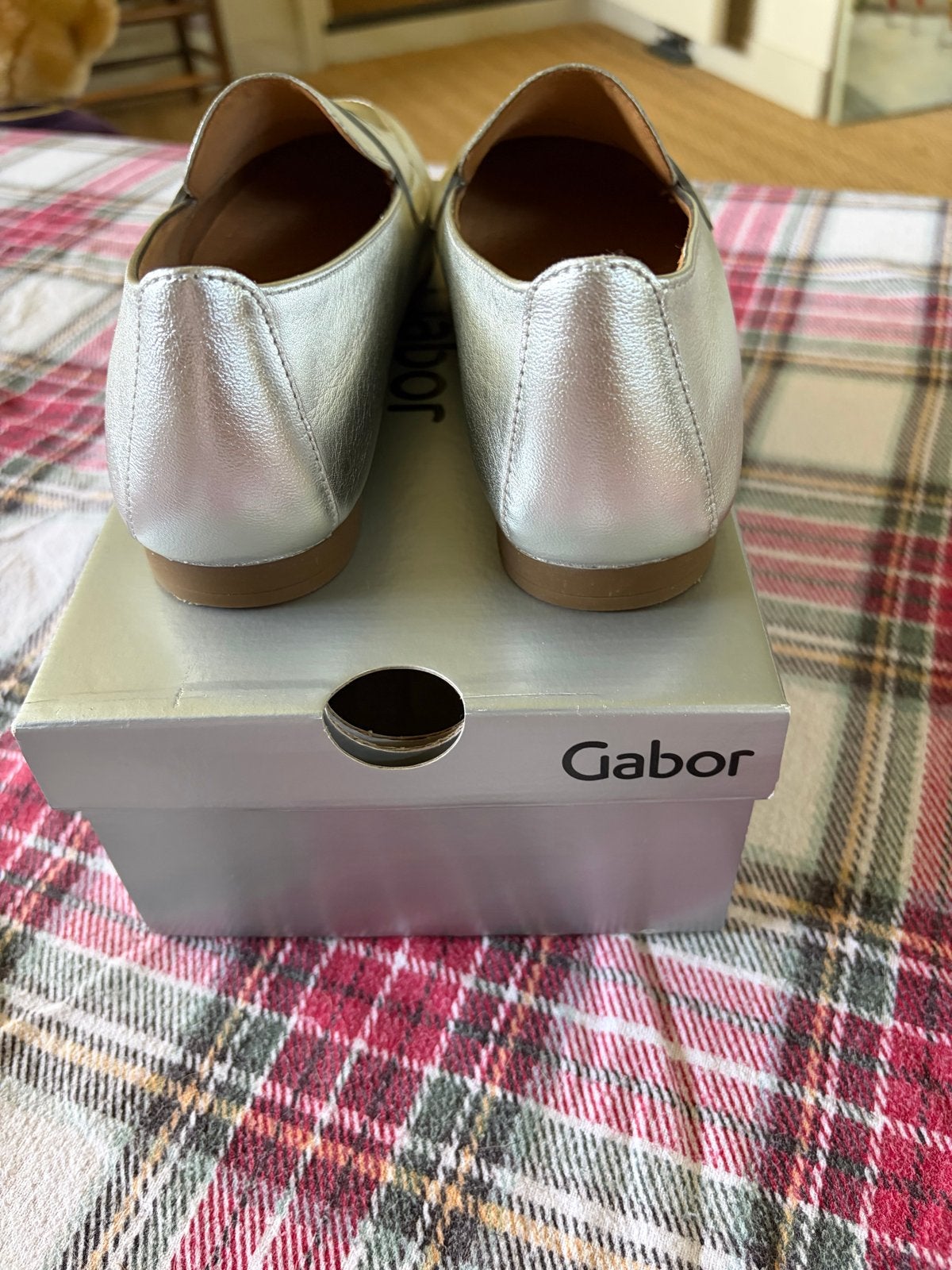 Zilverkleurige Gabor instappers - Maat 38 - Nieuw!, Kleding | Dames, Schoenen, Ophalen of Verzenden, Nieuw, Overige kleuren, Instappers