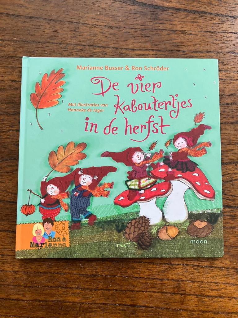 Marianne Busser - De vier kaboutertjes in de herfst, Fictie algemeen, Ophalen of Verzenden, Zo goed als nieuw, Voorleesboek