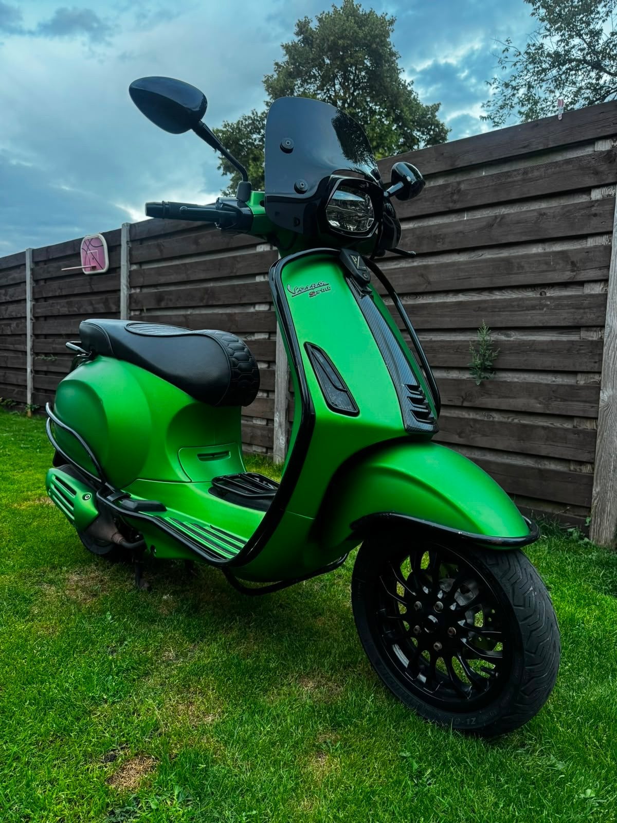 Vespa Sprint Snor - Opvallend Groen, Ophalen, Overige modellen, Zo goed als nieuw, 1 versnellingen
