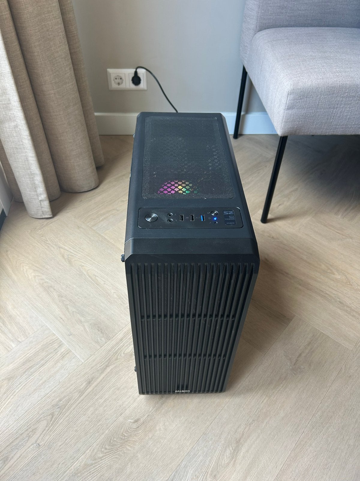Simpele Gaming PC - Intel Xeon E5-2680 v4, Computers en Software, Desktop Pc's, Ophalen, 2 tot 3 Ghz, Zo goed als nieuw, Gaming