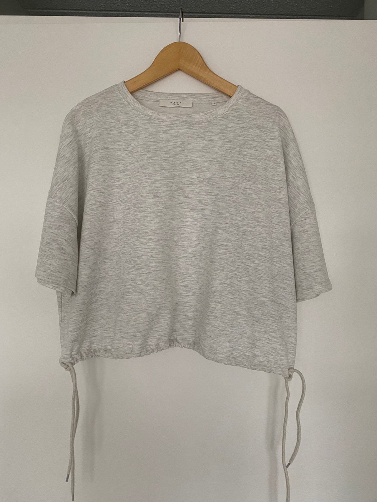 TOP YAYA ECRUmet koordjes MAAT 2, Kleding | Dames, Tops, Beige, Maat 42/44 (L), Nieuw, Ophalen of Verzenden