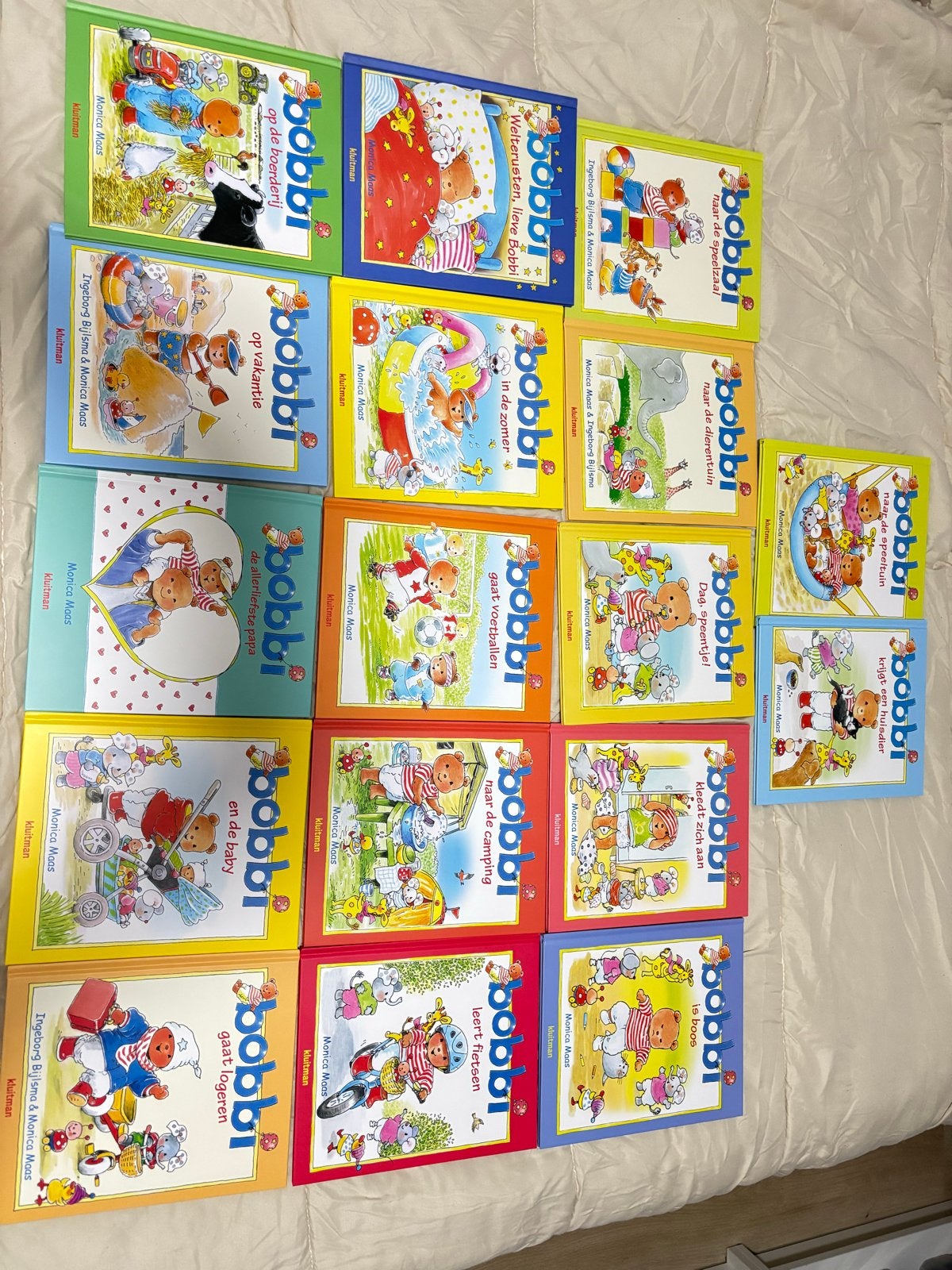 Bobbi boeken maxi variant - 17 boeken, Fictie algemeen, Verzenden, Jongen of Meisje, Zo goed als nieuw