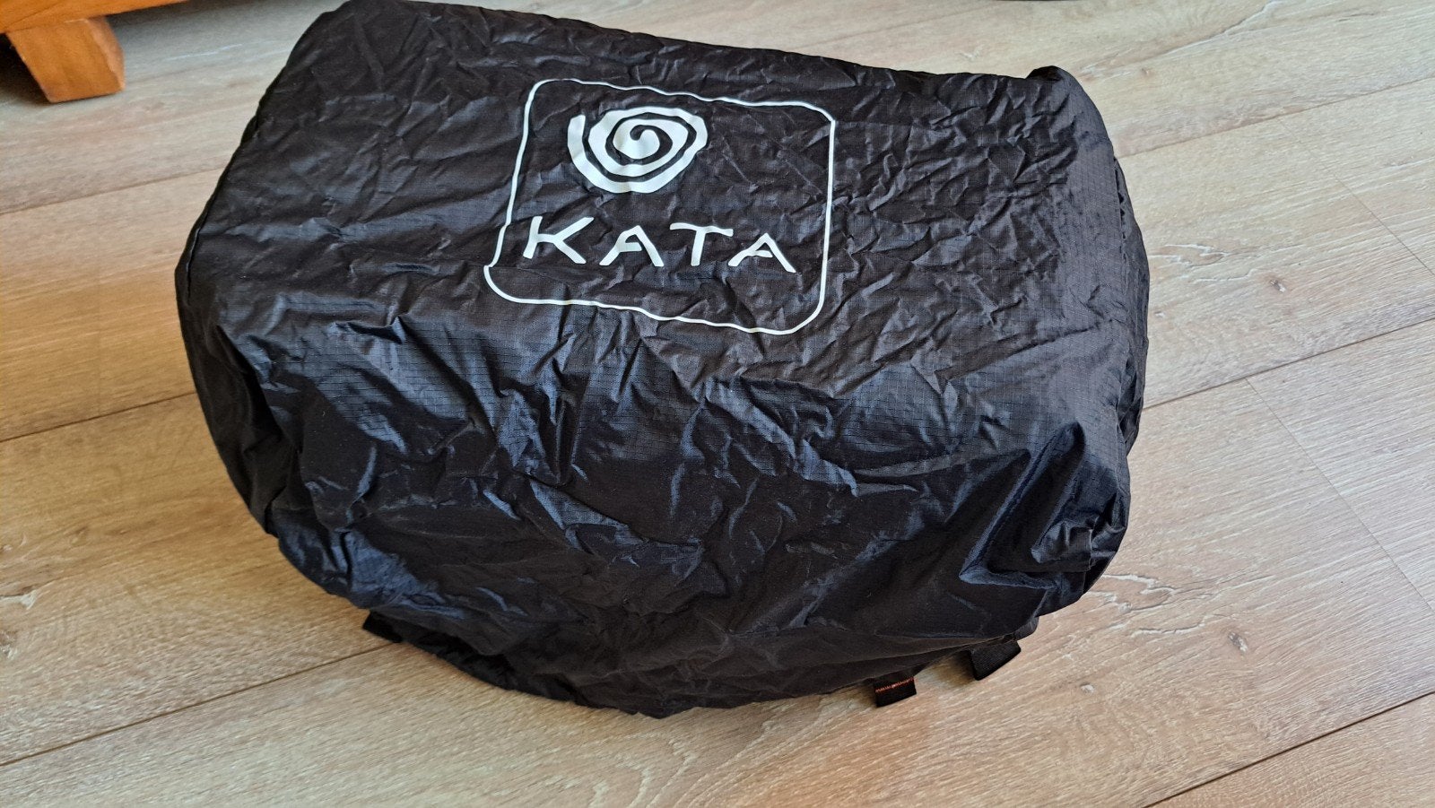 Kata ReportIT-30 PL Schoudertas voor camera en laptop, Audio, Tv en Foto, Fotografie | Fototassen, Kata, Ophalen of Verzenden
