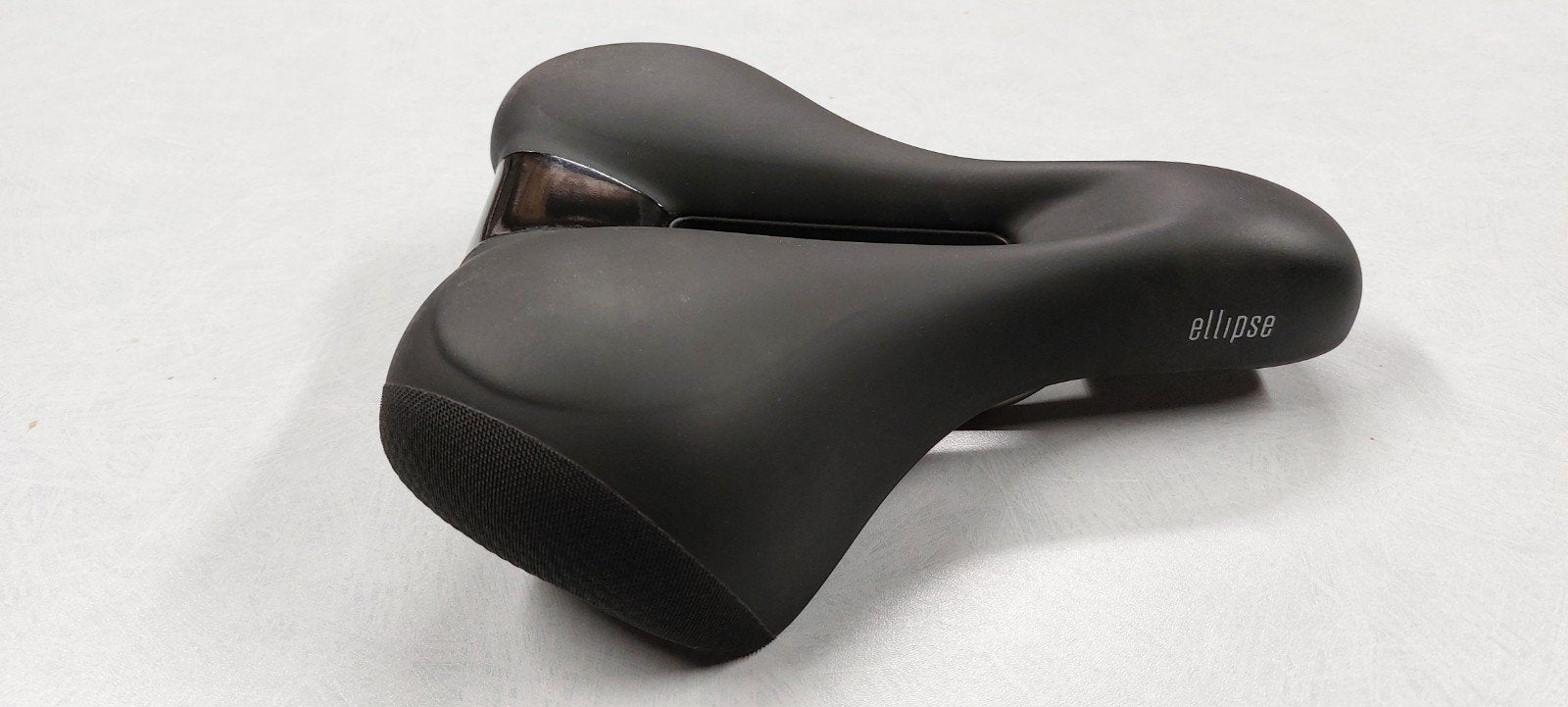 Selle Royal Ellipse Royalgel fietszadel - Zo goed als nieuw, Fietsen en Brommers, Fietsonderdelen, Ophalen, Elektrische fiets