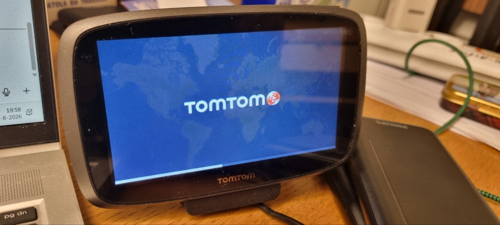 TomTom navigatiesysteem met USB-aansluiting, Ophalen of Verzenden, Gebruikt