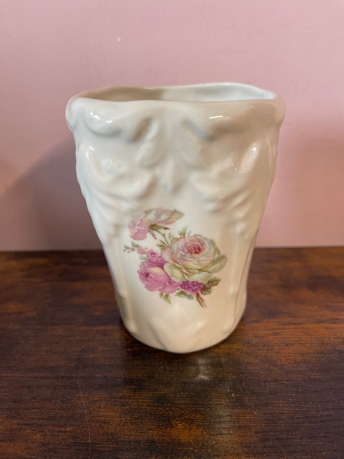 Vintage Meander Made in England vaasje met rozen, Ophalen of Verzenden