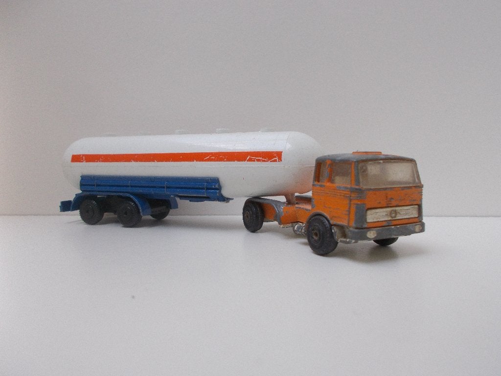 6409 Mercedes-Benz Truck + Tanker Efsi, Hobby en Vrije tijd, Modelauto's | 1:87, Ophalen of Verzenden, Gebruikt, Bus of Vrachtwagen
