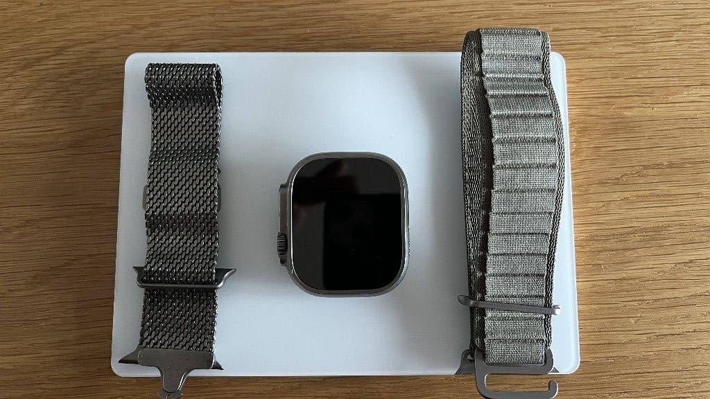 Apple Watch Ultra 2 – 49mm Titanium – GPS + Cellular, Ophalen, Gebruikt, IOS, Waterdicht